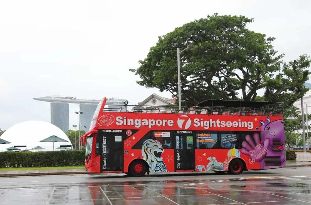 Hop on Hop off bus Singapore - Shutterturf