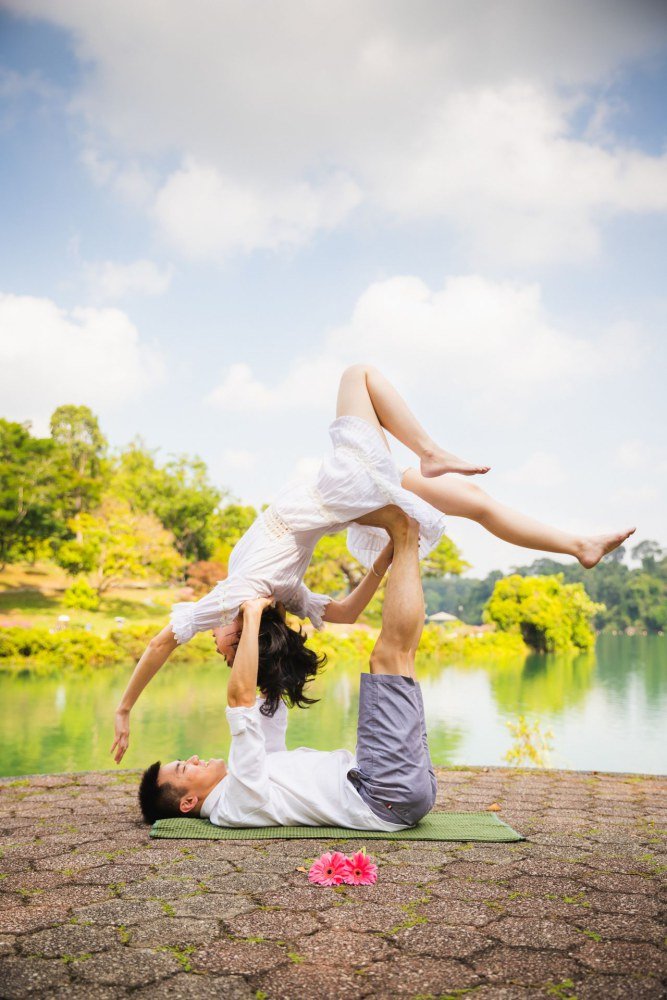 wedding photography package a couple posing for the photo with yoga pose