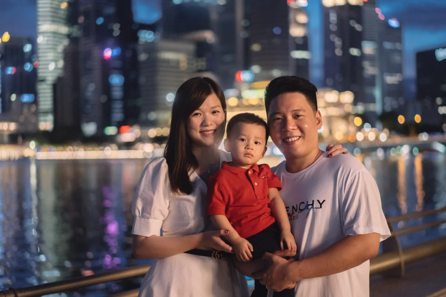 family portrait singapore a beautiful photo of mother, father and son